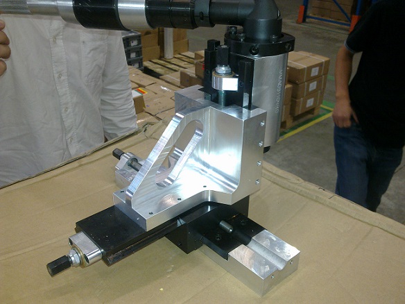 便携式龙门铣床